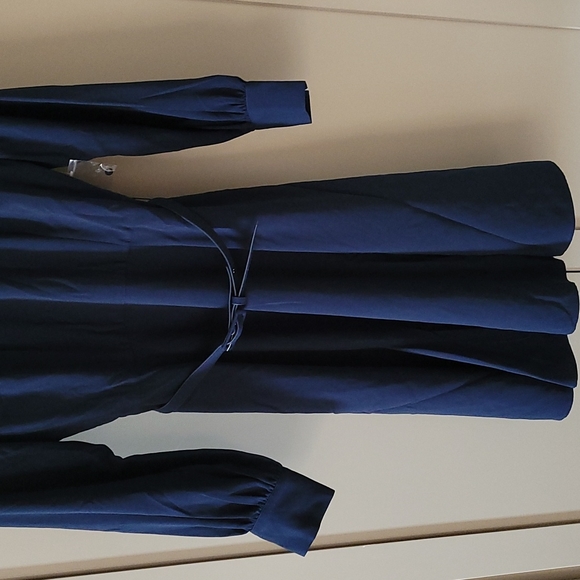 NWT Modcloth Navy Dress. SZ 8 - Picture 7 of 13